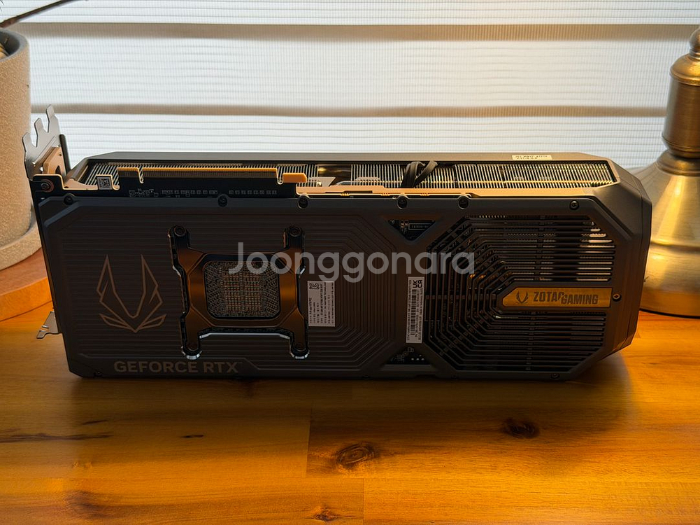 Rtx5090 zotac amp 팝니다.--1