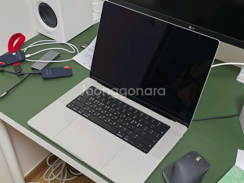 맥북프로 m1 16인치 램16기가 1테라 판매합니다.--1