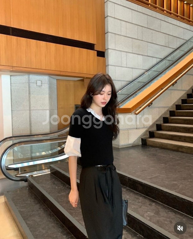 르플레인 글로리블라우스+블랙캐시미어니트 세트--0