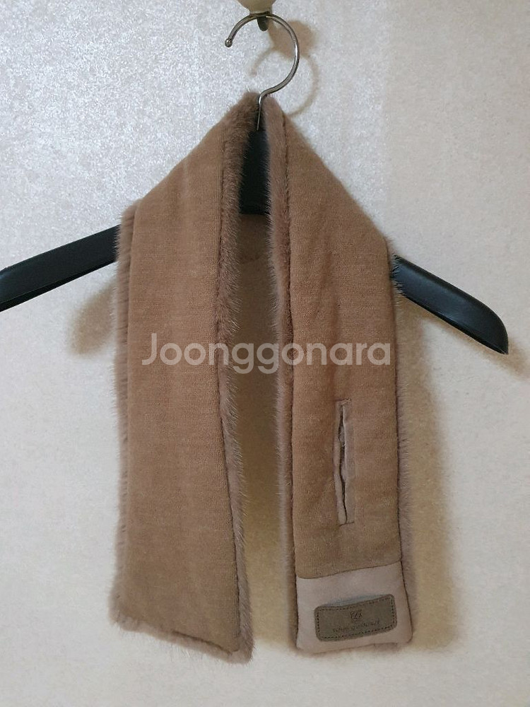 루이까또즈 트리아농 휘메일 밍크 머플러--4