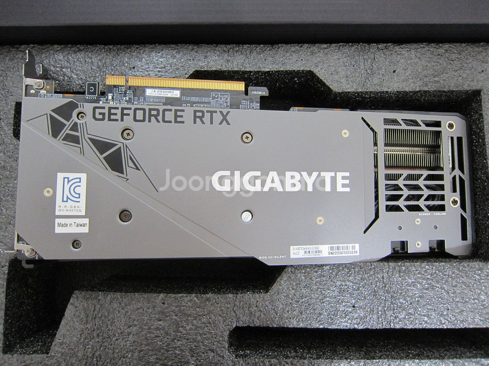 기가바이트 RTX 3070 GAMING OC 8GB--1