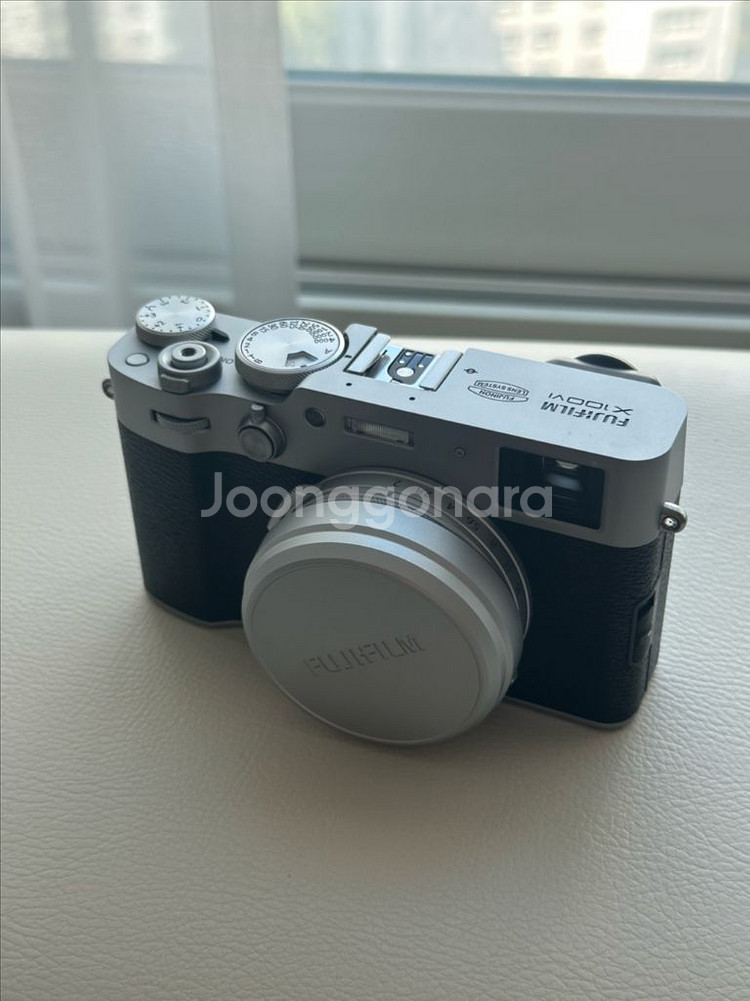 x100vi실버, 정품충전기,정품추가배터리--1