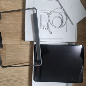 아이패드 프로 5세대 12.9인치 128기가 M1