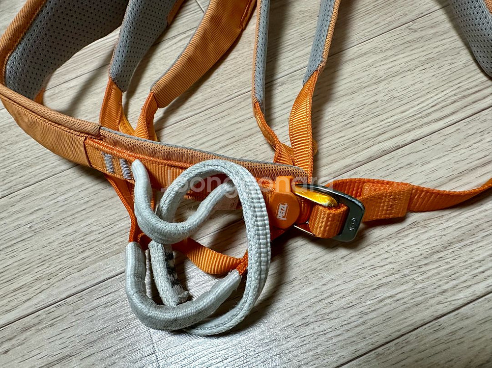 페츨 하룬도스 하네스 M 클라이밍 암벽 빙벽--3