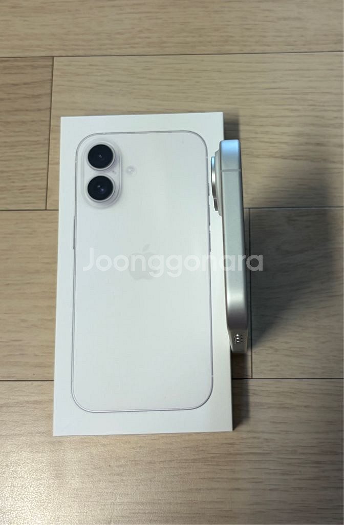 애플 아이폰16 256GB 화이트 배터리100% 풀박--4