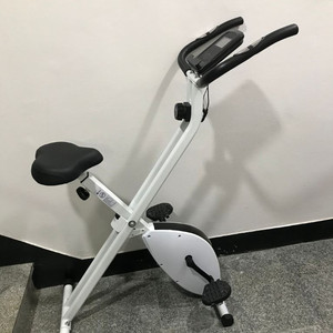 접이식 실내자전거