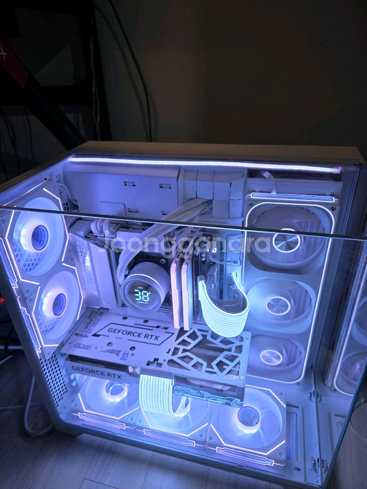 라이젠7 9800X3D RTX5080 리안리비전PC--0