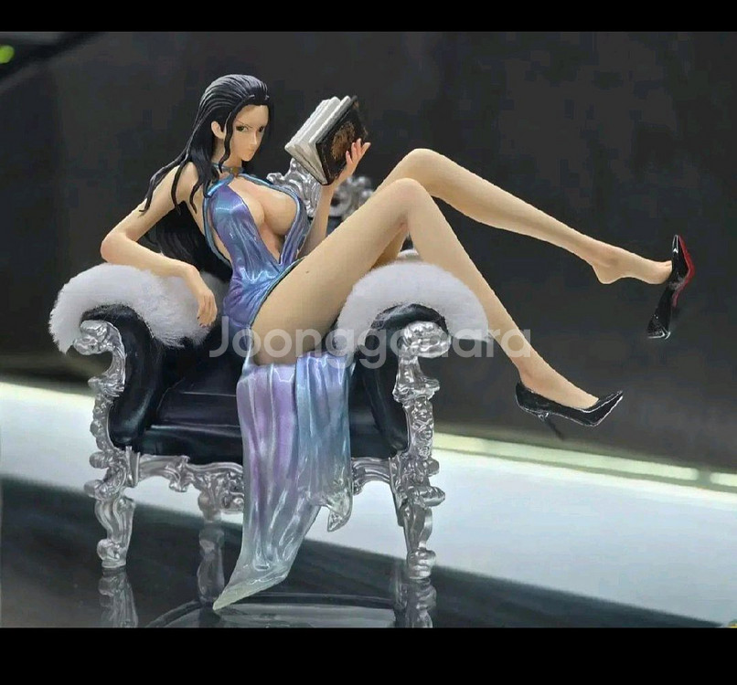 yygk IN IU 로빈--0