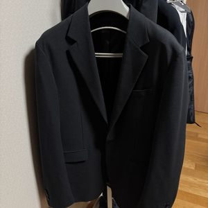 tngt 포터리맛 차콜그레이 루즈핏 컴포트 슈트 셋업