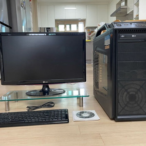 윈도우 10 컴퓨터, 모니터, 키보드, 파워 700W