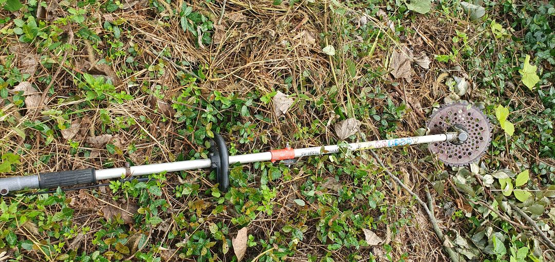 JAPAN 예초기 팔아요 농사 농막 농장 과수원 벌초--8