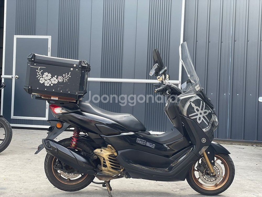 야마하 nmax125 21년식 7만km대 판매합니다--4