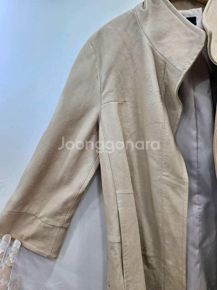 로보(ROBO)양가죽 코트 M--5