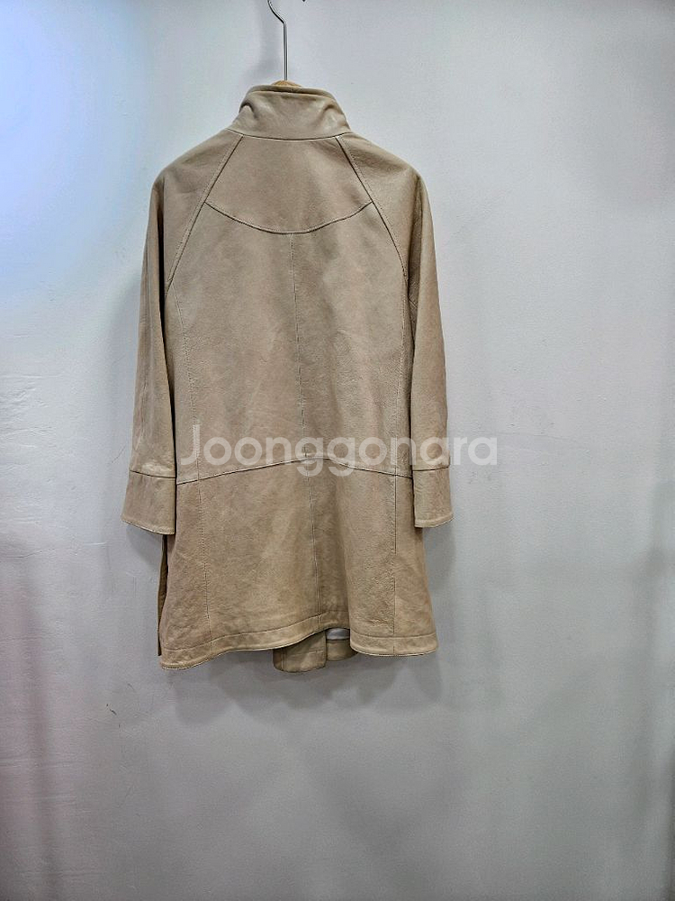 로보(ROBO)양가죽 코트 M--8