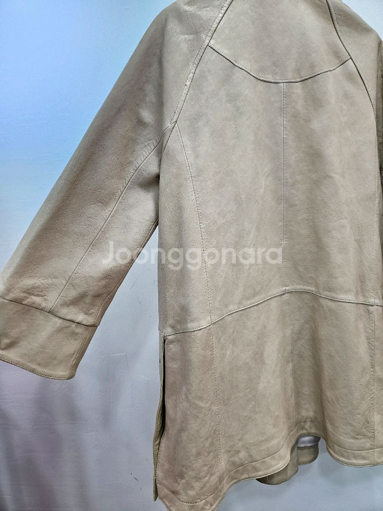 로보(ROBO)양가죽 코트 M--9