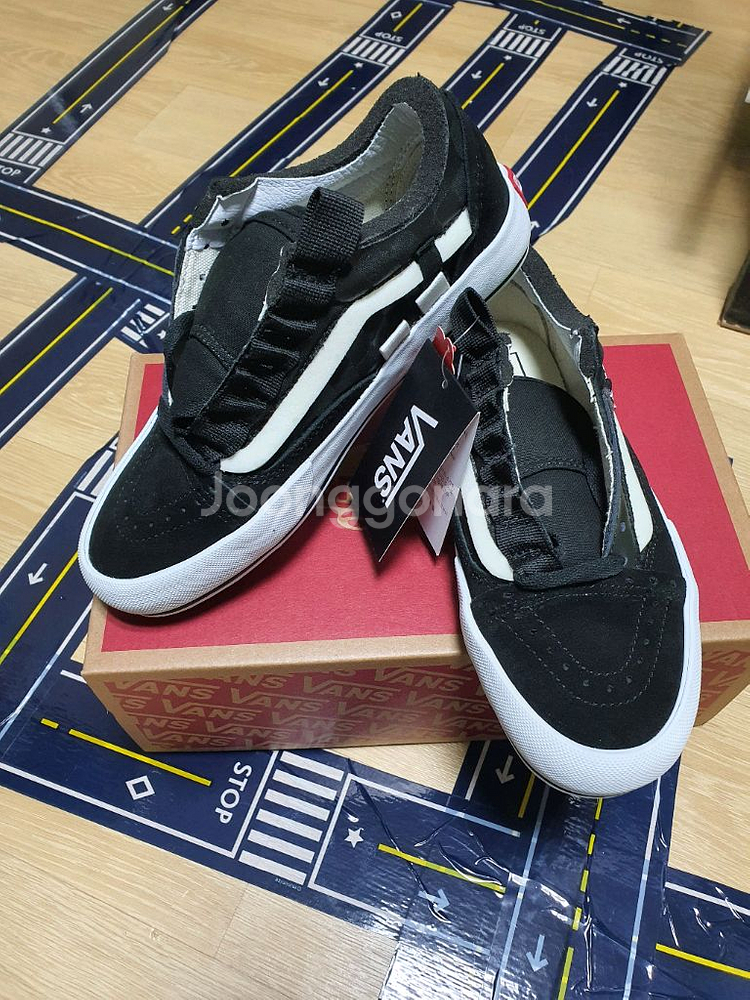 [새상품] 반스 스니커즈 올드스쿨 캡_230--0