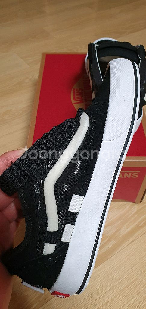 [새상품] 반스 스니커즈 올드스쿨 캡_230--3