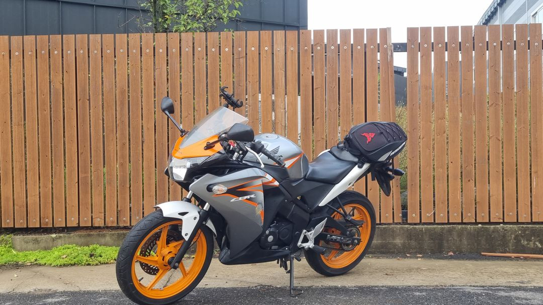 혼다 cbr125 11년식/1만대키로수/은주차량/급매 이미지