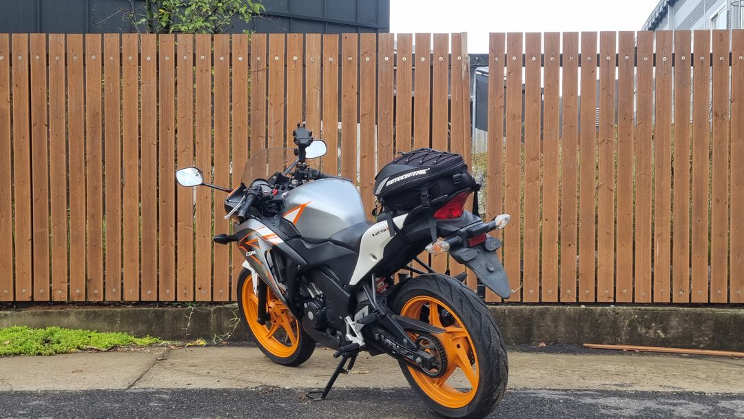 혼다 cbr125 11년식/1만대키로수/은주차량/급매 이미지