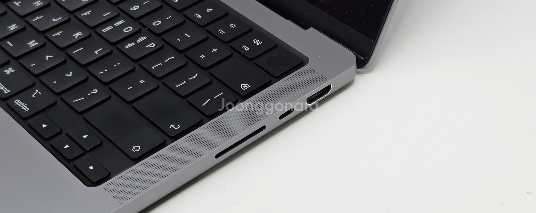 맥북프로 14 M1pro 32GB 1TB 그레이16코어--4