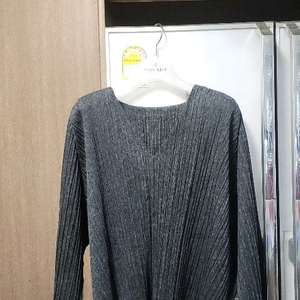 플리츠플리즈 브이넥 7부 탑 5사이즈