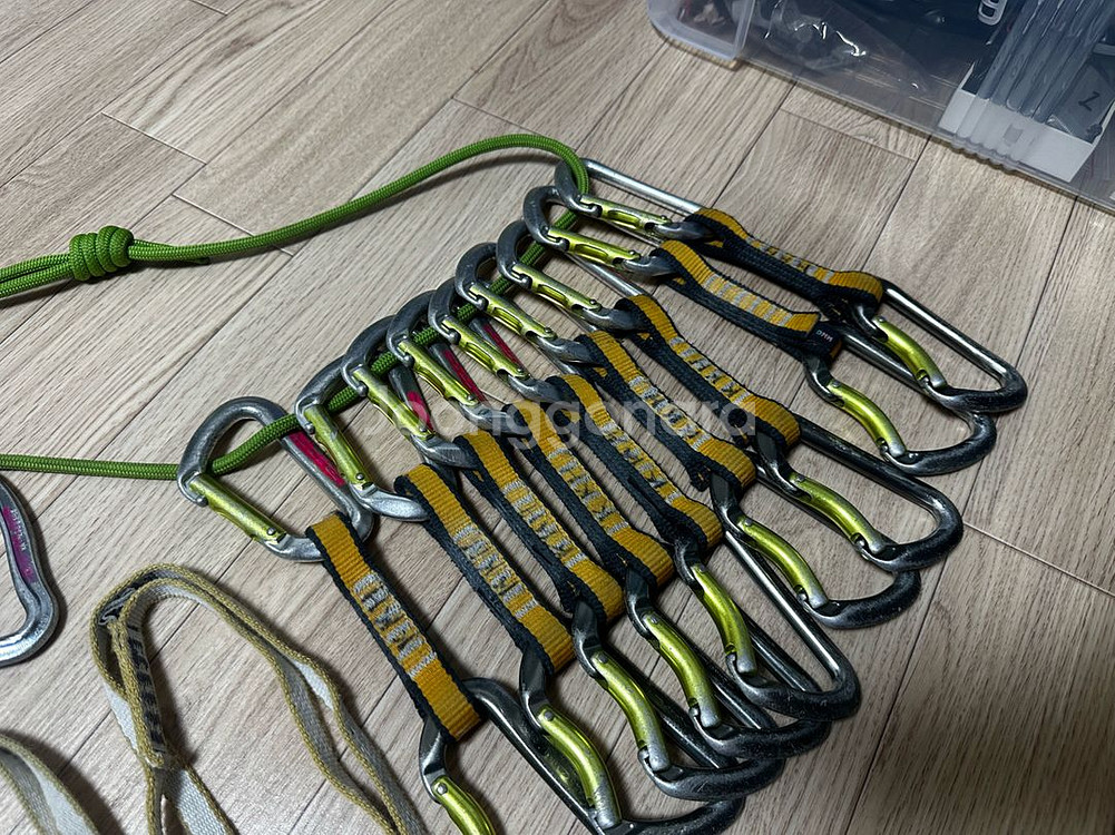 페츨 DMM 클라이밍 암벽 빙벽 장비--1