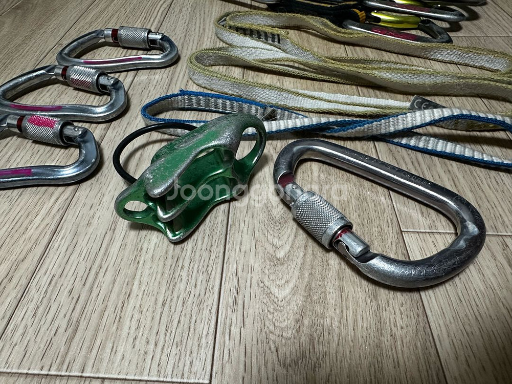 페츨 DMM 클라이밍 암벽 빙벽 장비--6