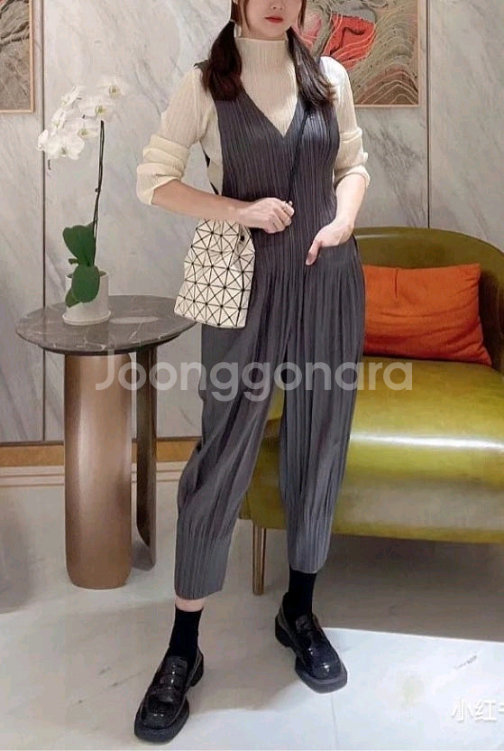 플리츠플리즈 베이직 점프수트 그레이 4사이즈 새상풍--7