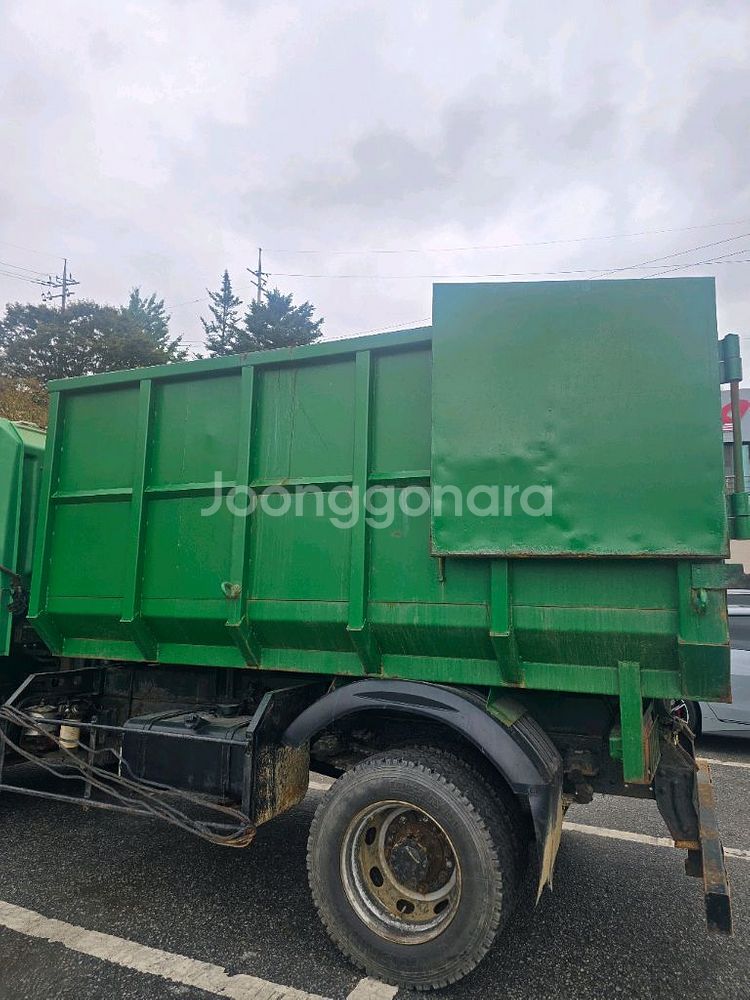 5톤 암롤통 고철통 고물통 방통 판매합니다.--1