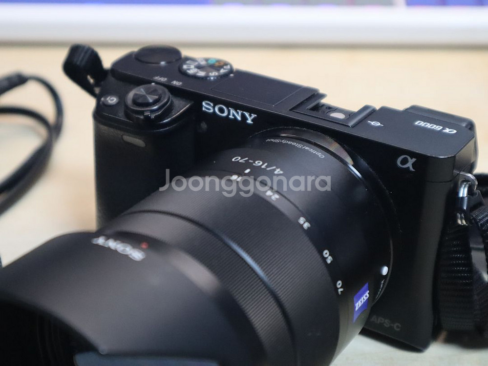 소니 a6000 + zeiss 자이스 16-70 렌즈--0