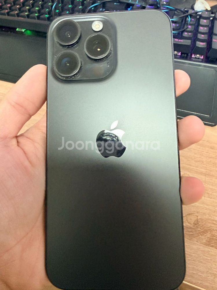 아이폰15 프로맥스 256GB 블랙 팝니다.--3