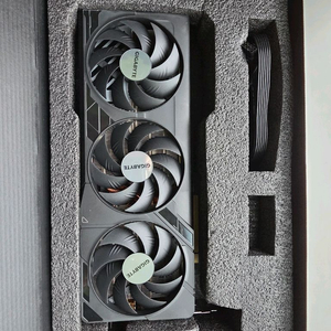 기가바이트 RTX4090 윈드포스
