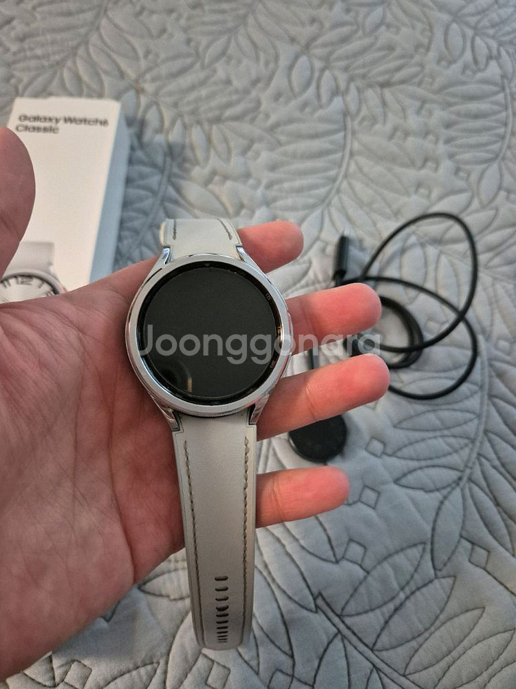 갤럭시 워치6 클래식 47mm 팝니다--1