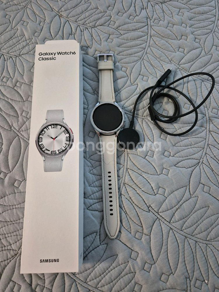 갤럭시 워치6 클래식 47mm 팝니다--0