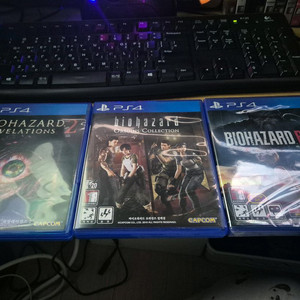 ps4 바이오하자드 시리즈 일괄 팔아요
