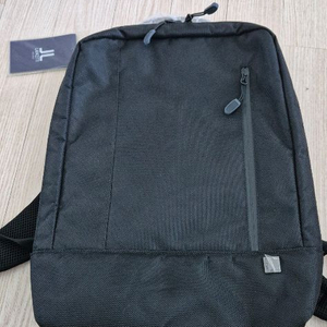 란체티 심플 노트북 백팩팝니다ㅡ미사용