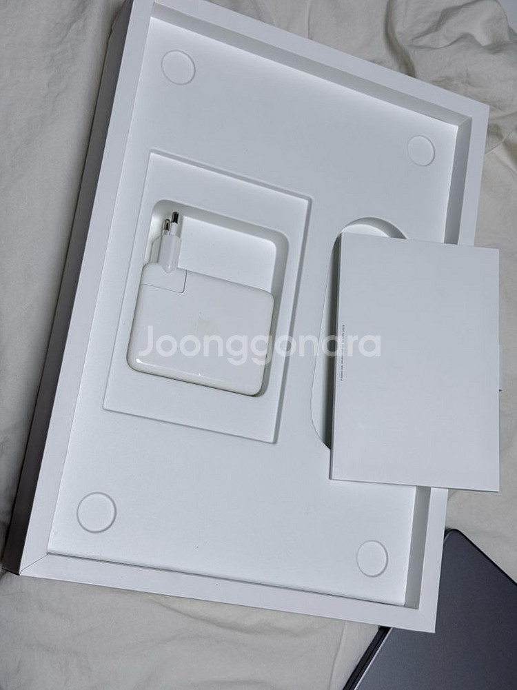 맥북프로 M1 max (램 16GB, SSD 1TB)--1