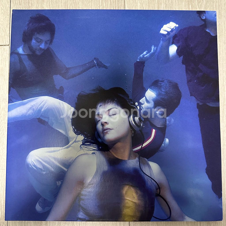 더 마리아스 The marias Submarine lp--1