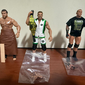 WWE UFC 액션피규어
