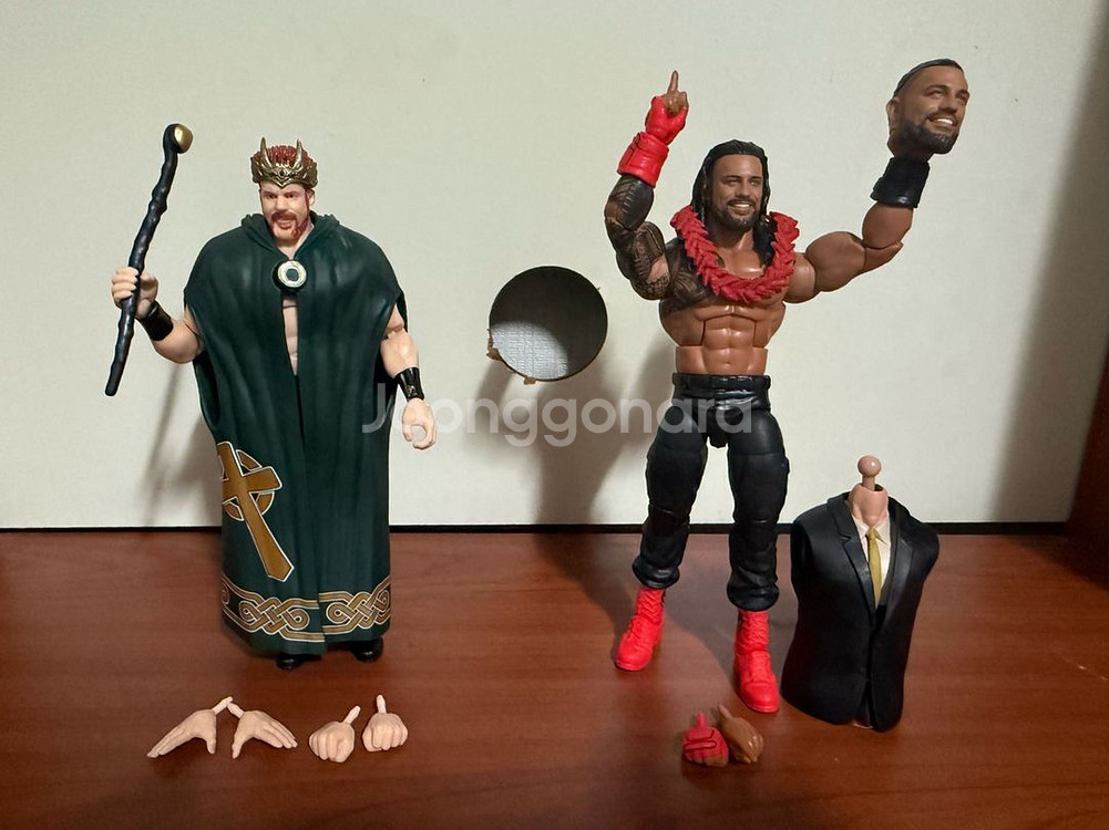 WWE UFC 액션피규어--1