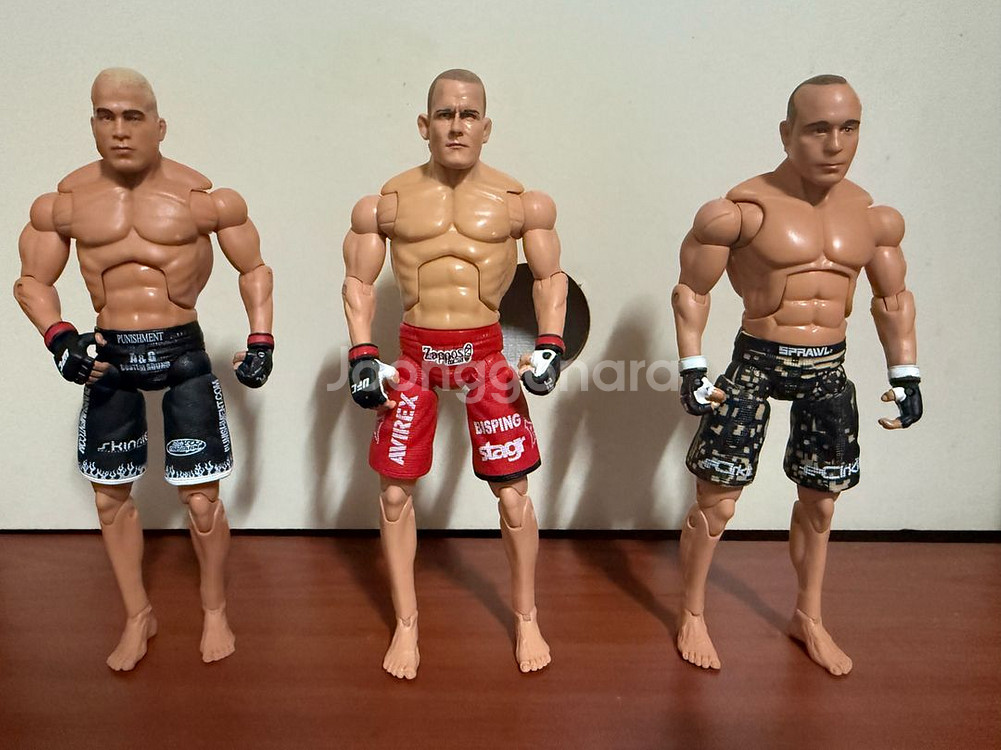 WWE UFC 액션피규어--8