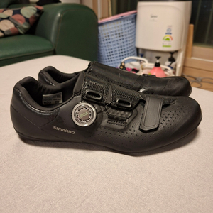 시마노rc5 와이드 클릿슈즈 (40사이즈)