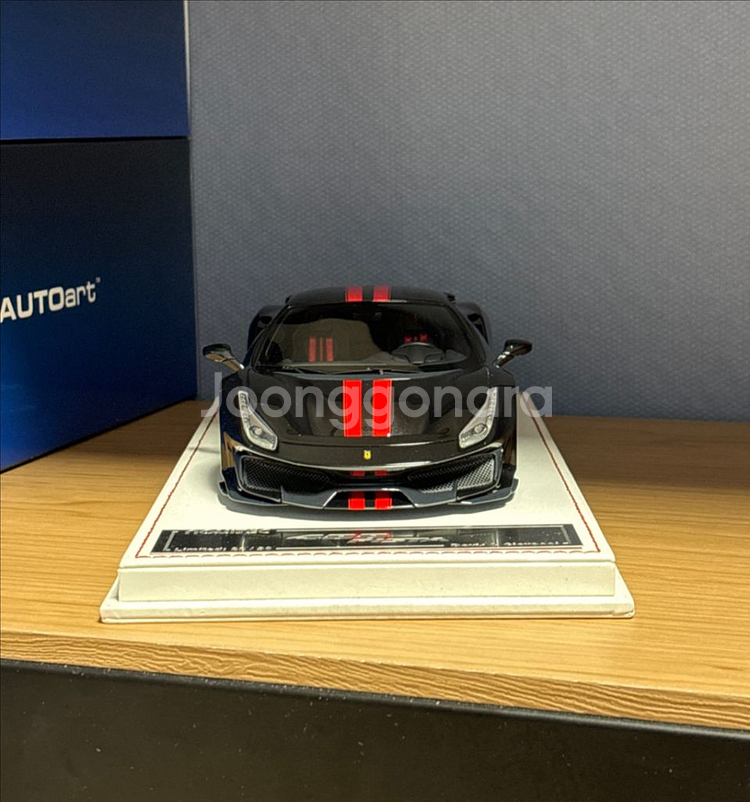 1:18 다이캐스트 (레진) D&G488피스타 노비텍--1