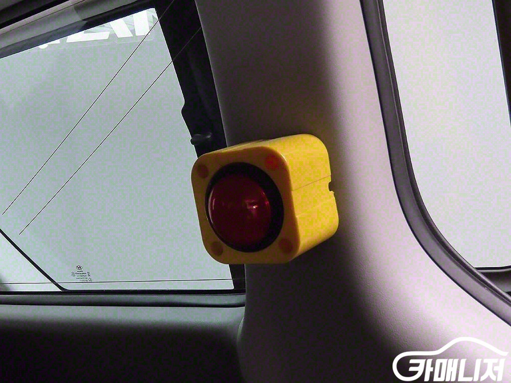 [현대]그랜드 스타렉스 12인승 왜건 2WD 어린이보호--9