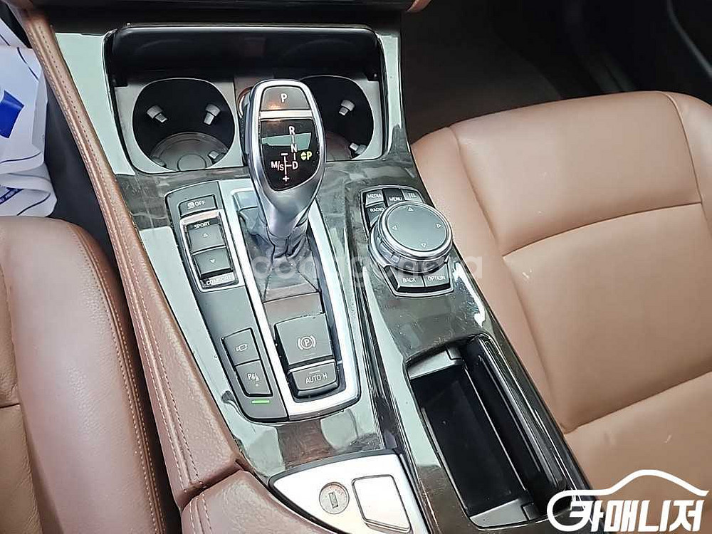 [BMW]5시리즈 (F10) 528i M 에어로 다이나--7