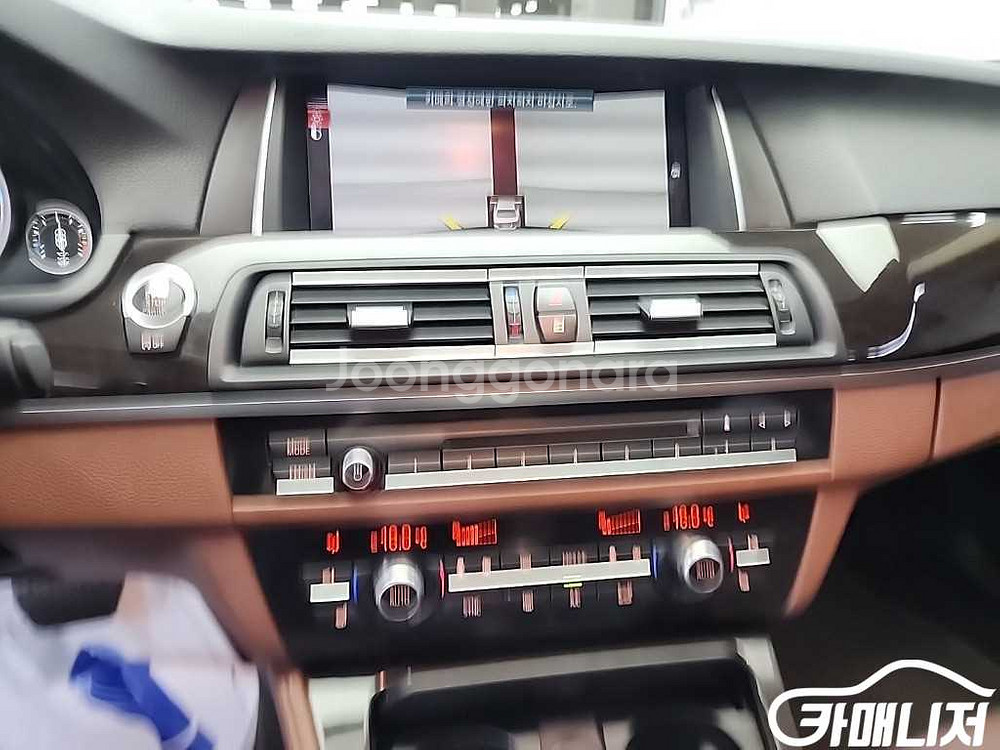 [BMW]5시리즈 (F10) 528i M 에어로 다이나--9