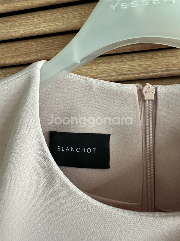 블랑쇼(blanchot)벨트피치블라우스 새상품--4
