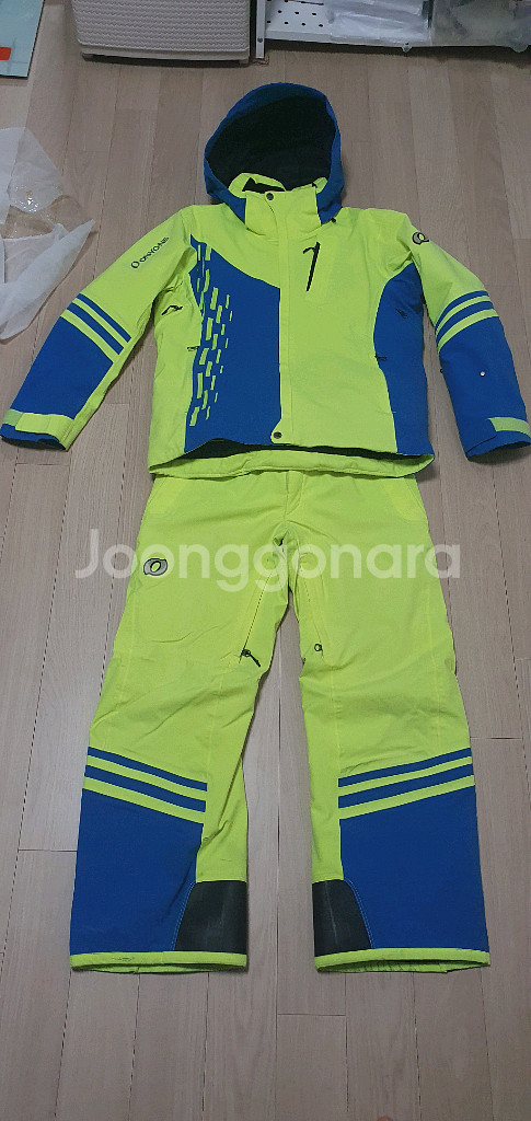 2122 온요네 스키복 S 팝니다.(2시즌 사용)--0