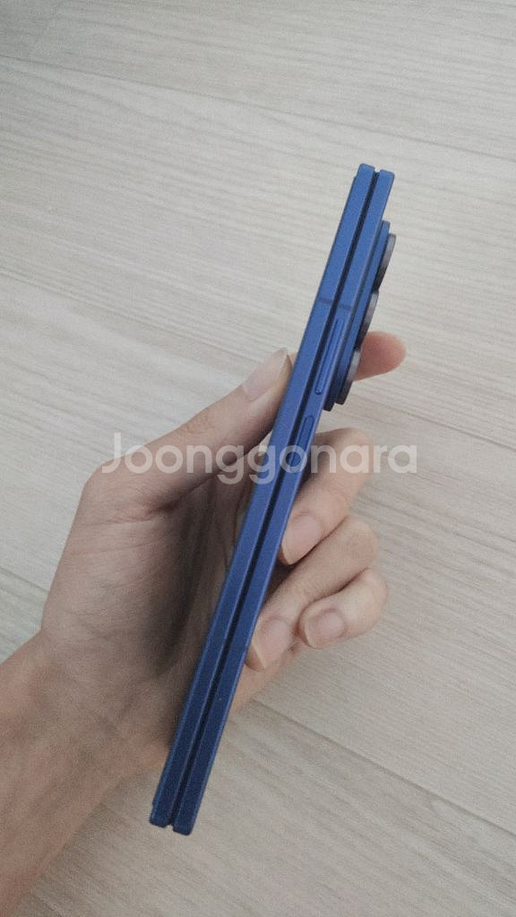 갤럭시 폴드7 256기가 블루 팔아요--5