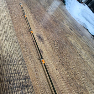 퓨리어스 b602fl-st 다운샷로드 팝니다